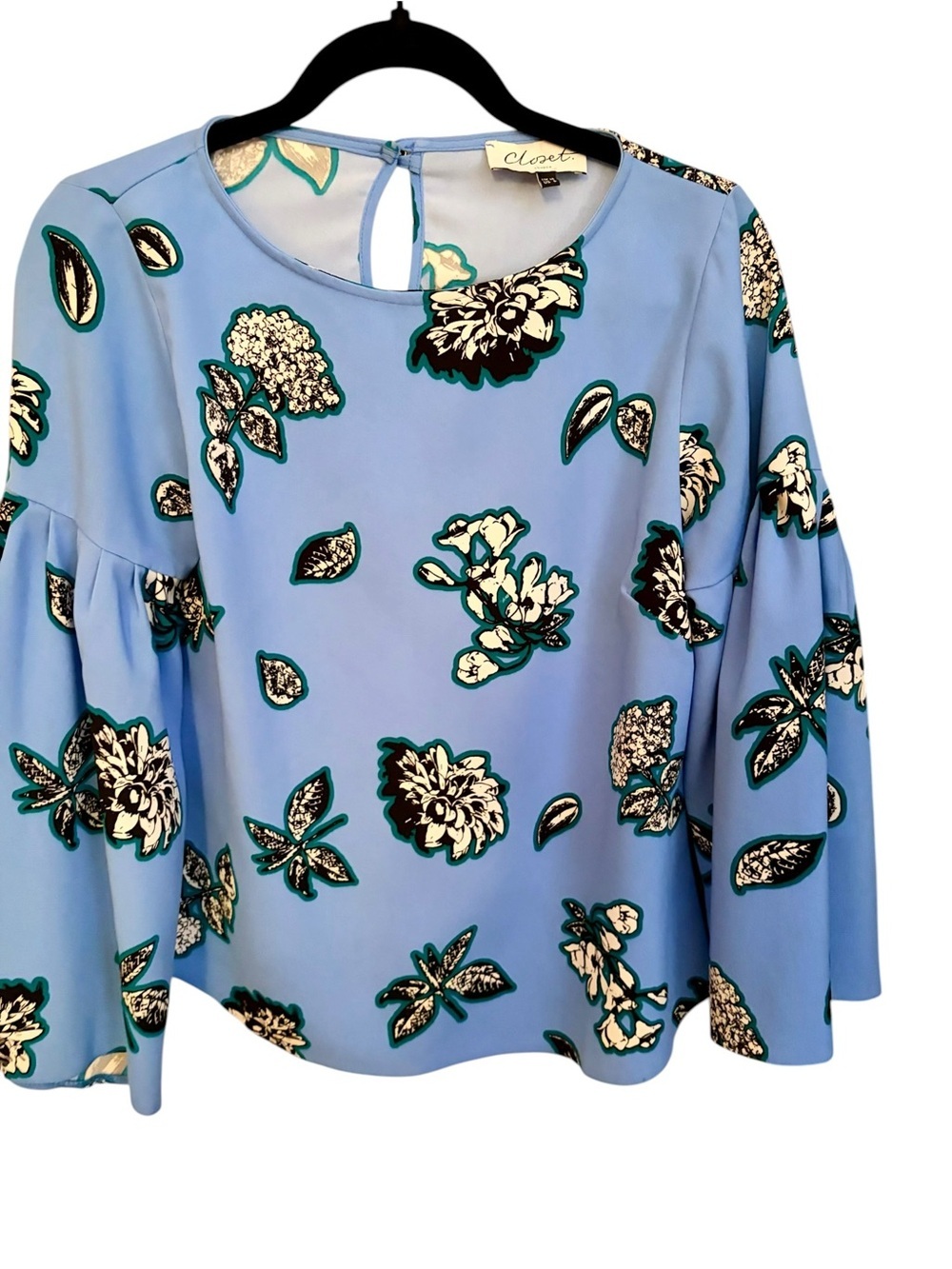 Closet Blue Floral Bell Sleeve Blouse